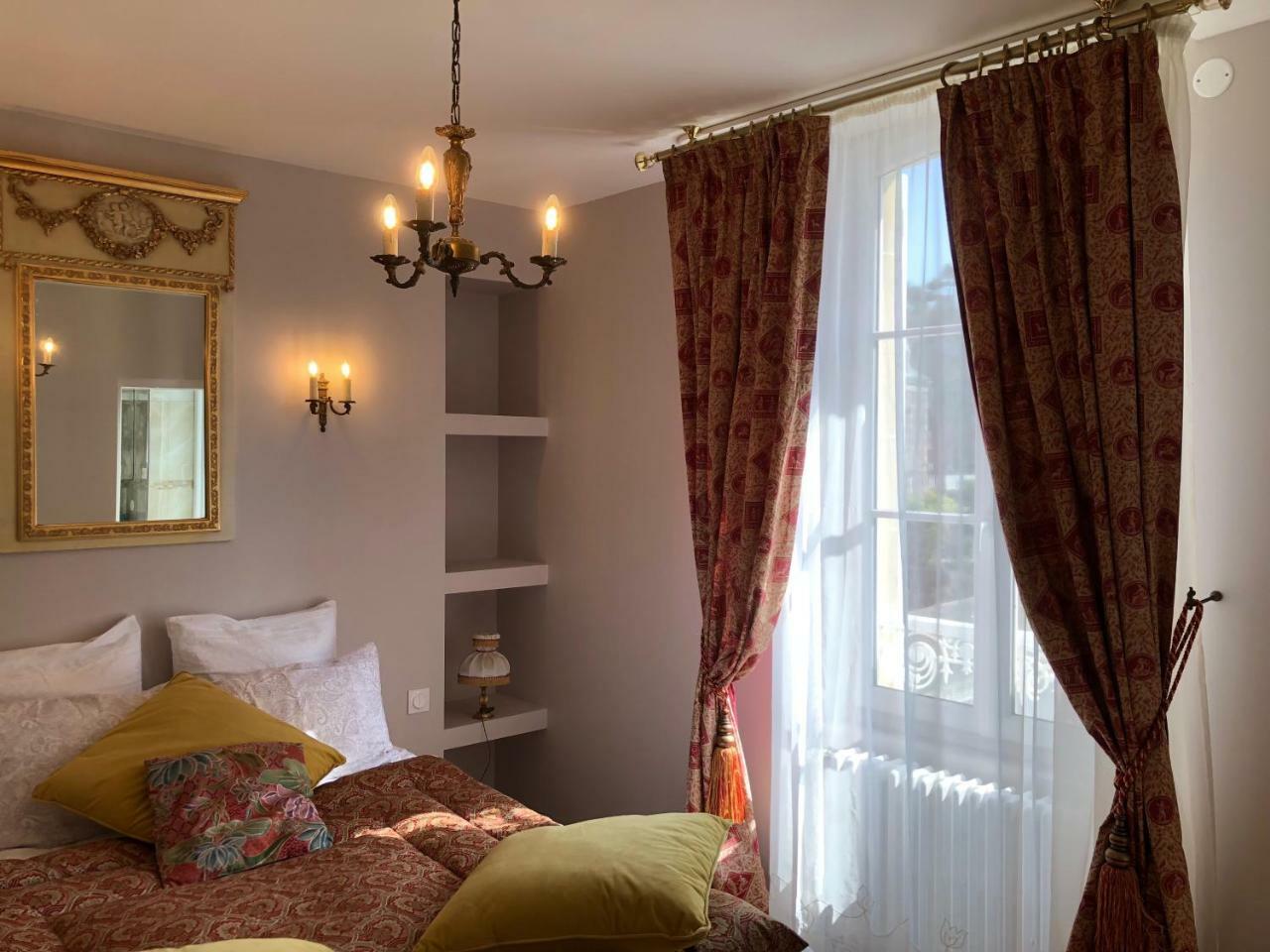 מלון ארומנש-לה-באינס Dday Aviators Le Manoir מראה חיצוני תמונה